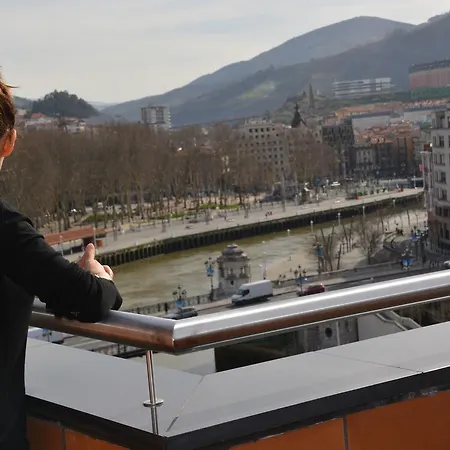 Plaza Ξενοδοχείο Μπιλμπάο