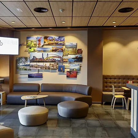 Ξενοδοχείο Plaza