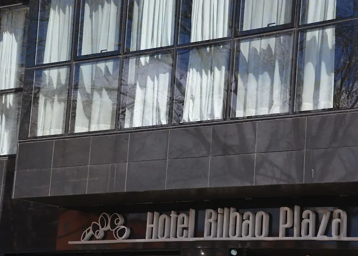 毕尔巴鄂广场酒店 2*