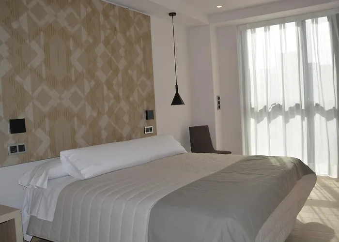 毕尔巴鄂广场酒店 2*