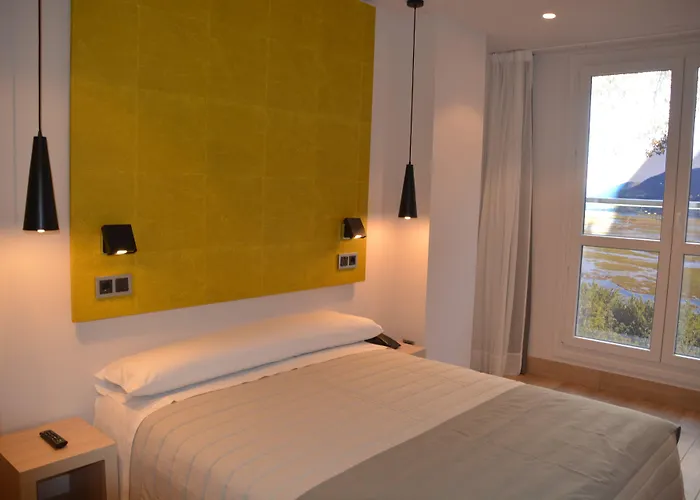 Готель Plaza 2*